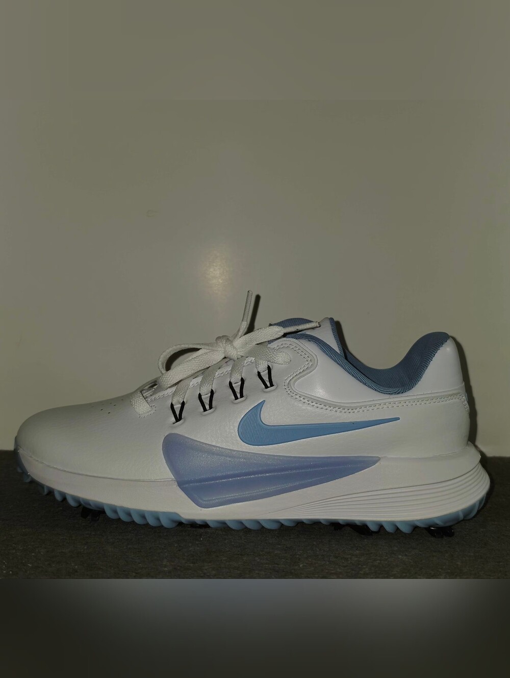 Nike Victory Pro 4 Golf Shoes ~ White Carolina Blue HM9220-101 Mens: 8 W *NWOB